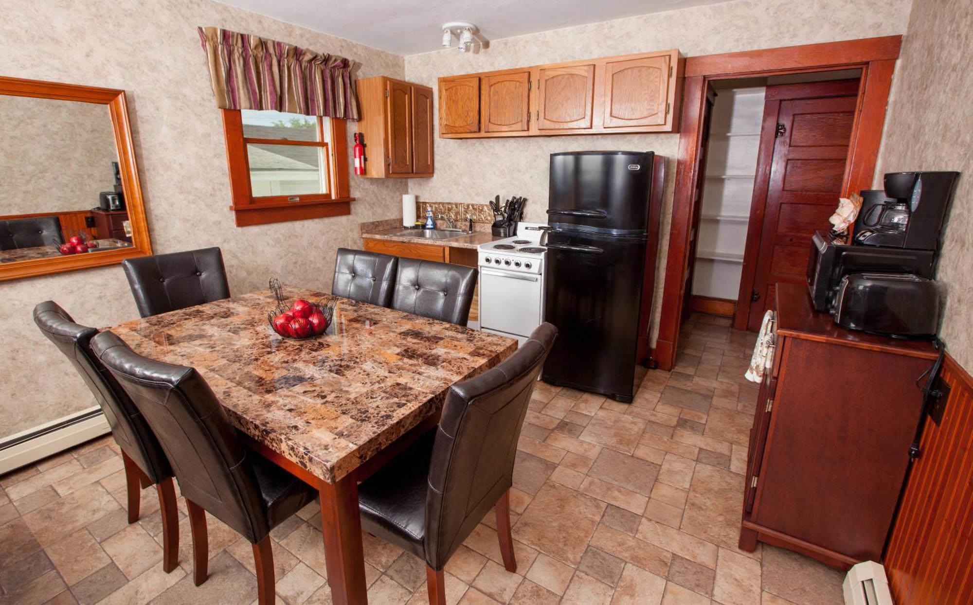 Knotty Pine Motel Bennington Δωμάτιο φωτογραφία