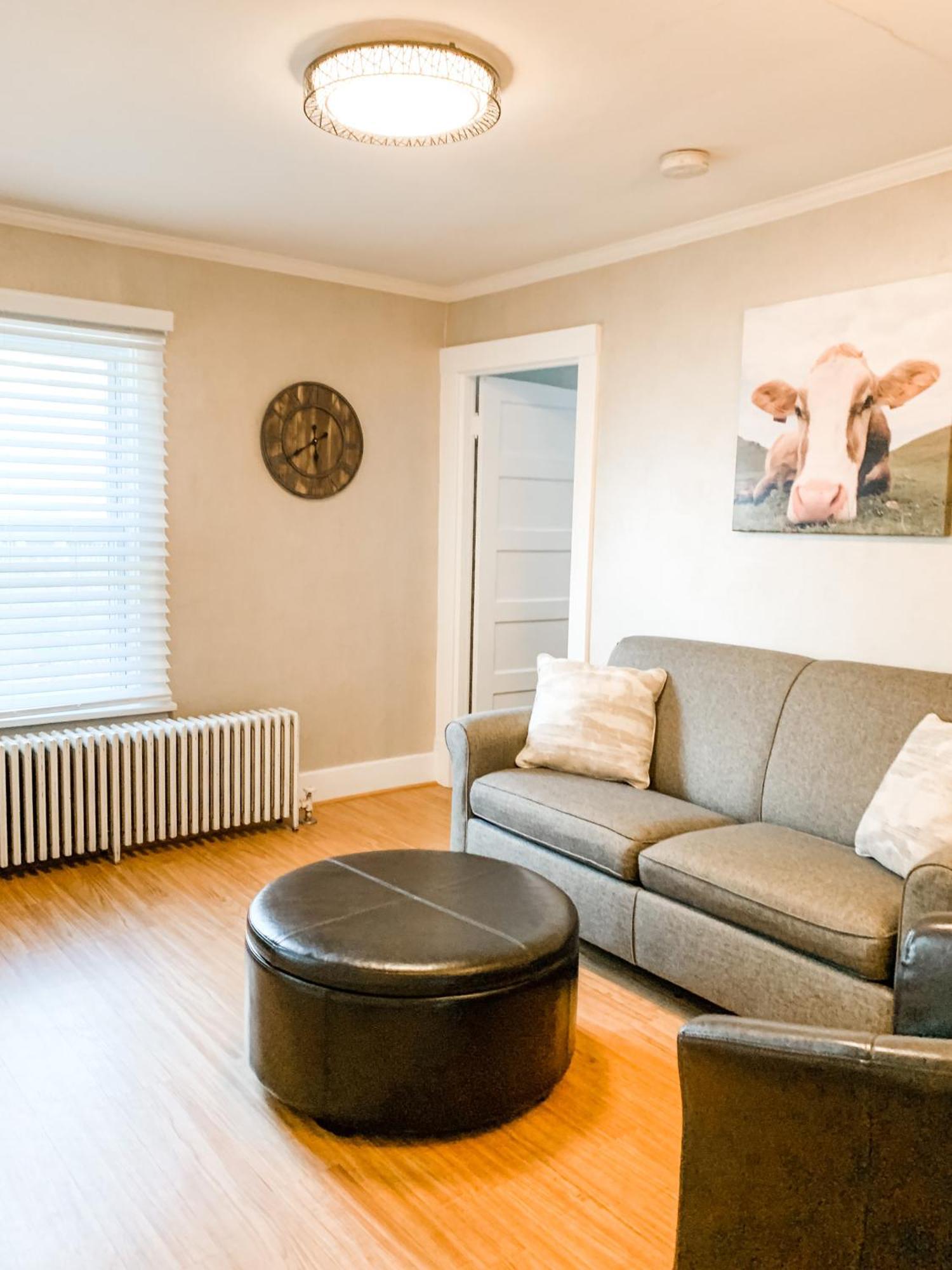 Knotty Pine Motel Bennington Εξωτερικό φωτογραφία