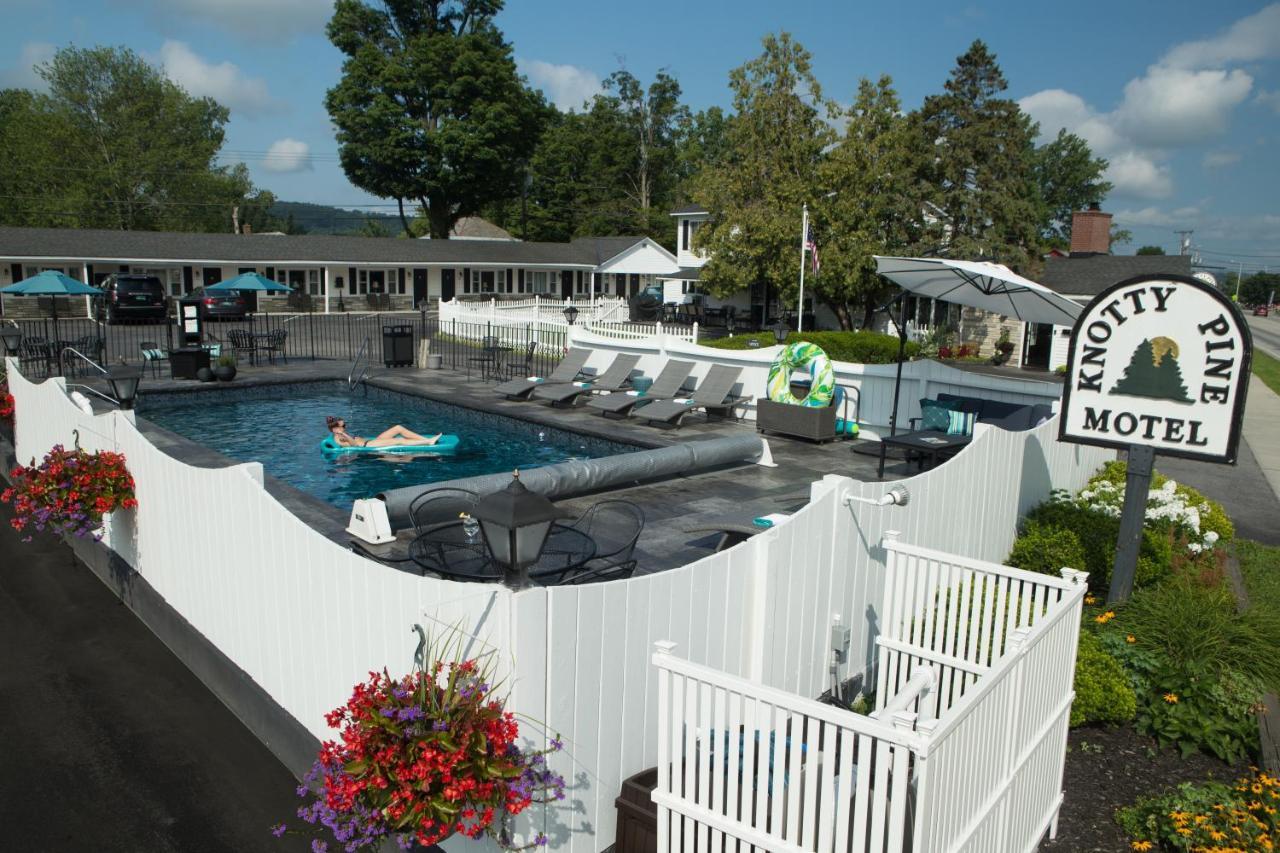 Knotty Pine Motel Bennington Εξωτερικό φωτογραφία