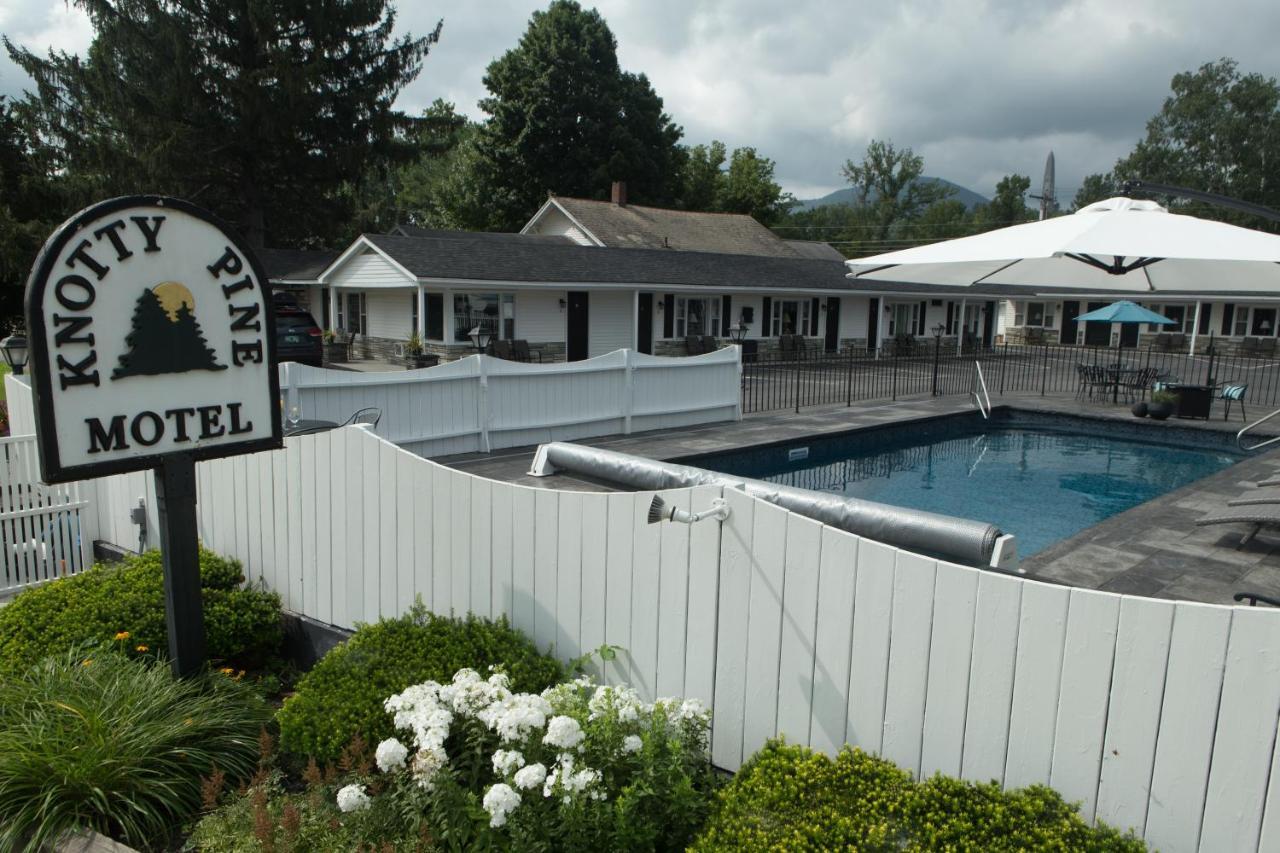 Knotty Pine Motel Bennington Εξωτερικό φωτογραφία